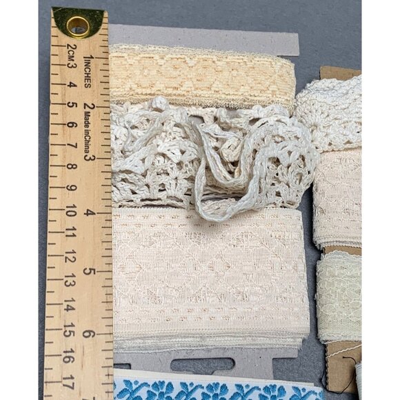 52 Yards Vintage Lace & Trim Assortment - Picture 6 of 10
